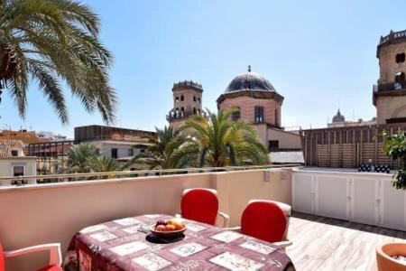 Magic Atico In The Heart Of The Old Town Daire Alicante Dış mekan fotoğraf